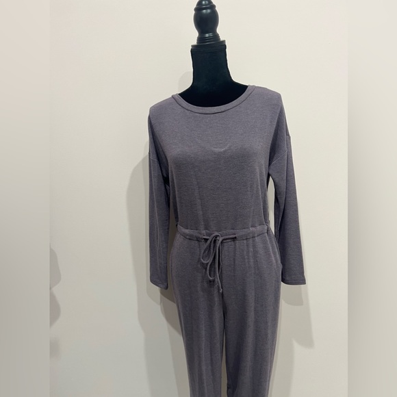 Serena Plum Jumpsuit - Picture 6 of 12